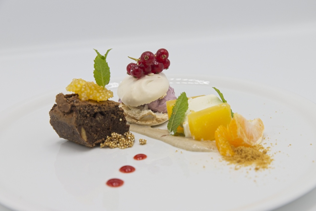 Verwenpallet van drie desserts